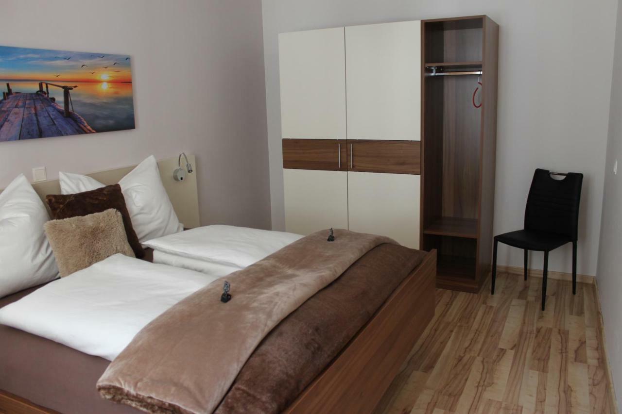 Gaestehaus Anita Breitenbrunn  Ngoại thất bức ảnh